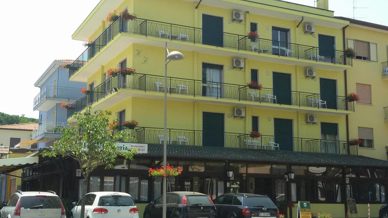 Hotel Helvetia Ераклеа Маре Екстериор снимка